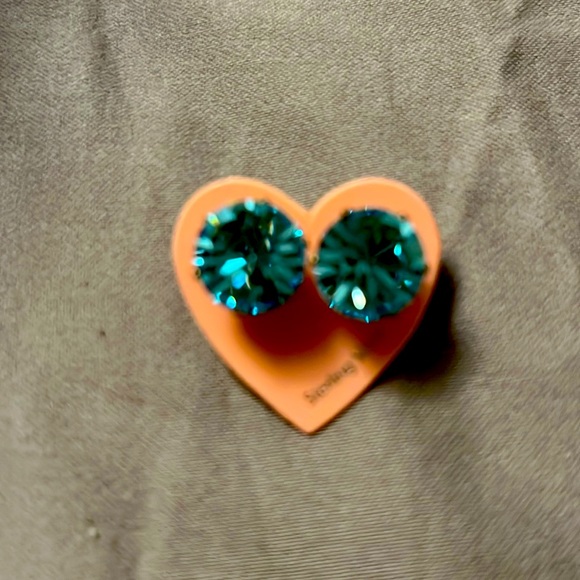 Jewelry - Jo Jo Loves You brand new light blue bling earrings.